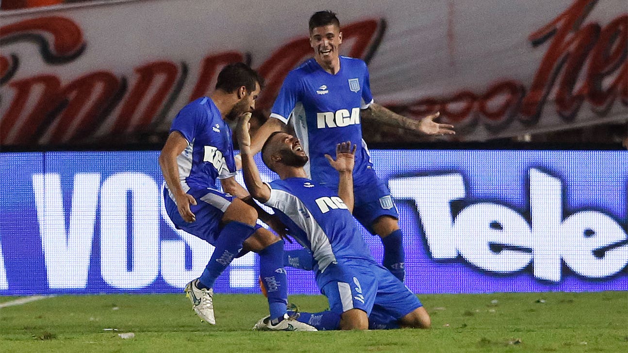 Racing's Lisandro Lopez scores bicycle kick golazo