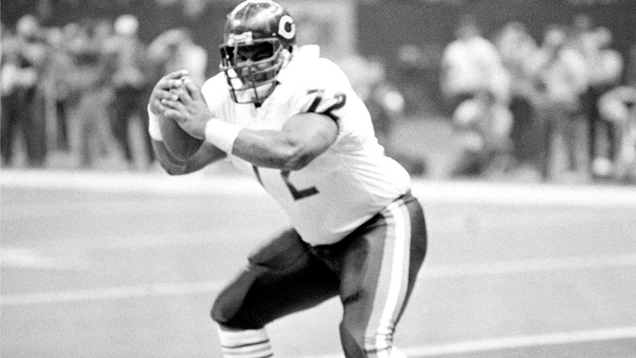 Super Bowl moment No. 18: The Fridge closes the door