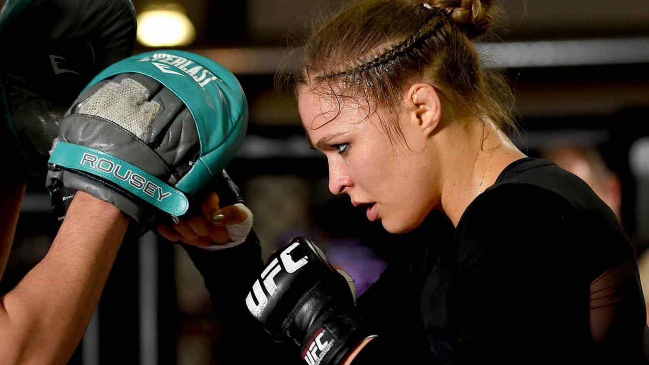 Ronda Rousey corners boxer to first professional win at Golden Boy Live