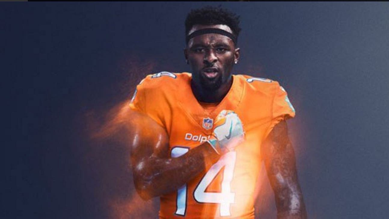 Color rush uniforms receive positive reaction from Dolphins, NFL fans