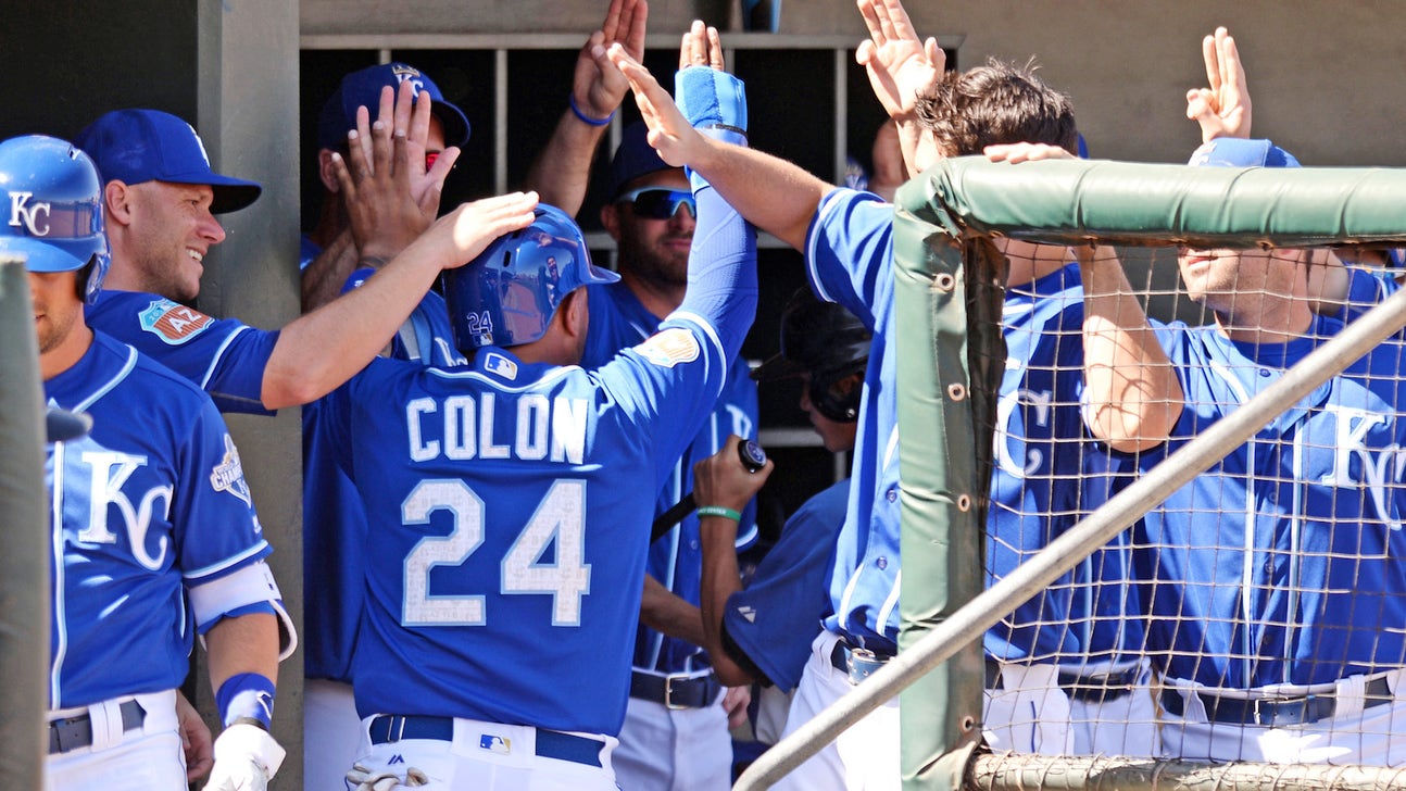 Colon, Fuentes help lift Royals 10-0 over Cubs