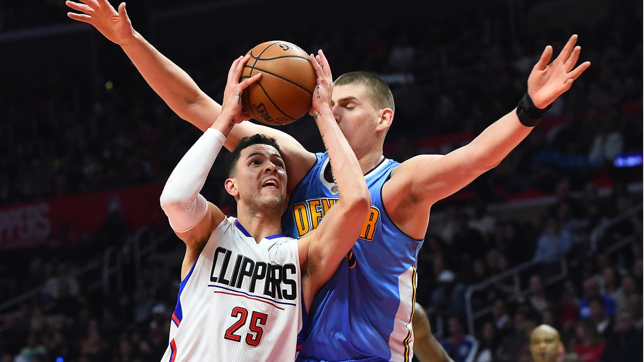 Clippers without their three leading scorers fall to Nuggets