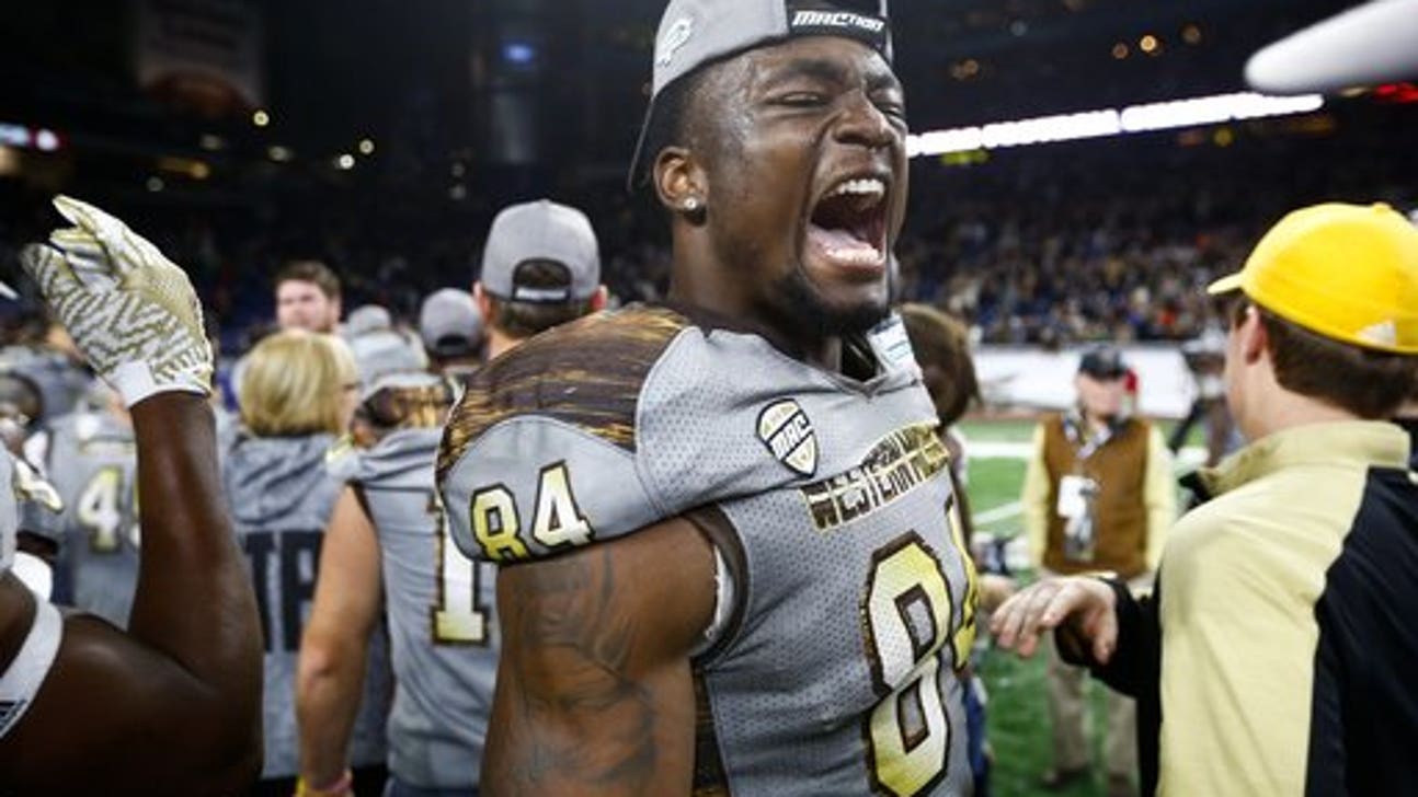 The Latest: Navy, Louisiana Tech in Armed Forces Bowl