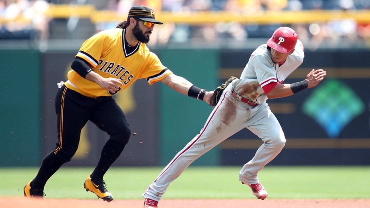 Phillies: Time To Sell High On Cesar Hernandez's 2016 Season