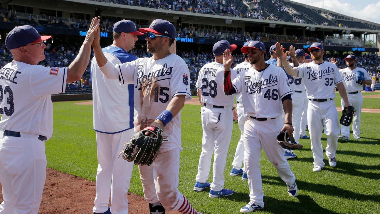Merrifield collects three hits, three steals in Royals' 6-2 win over Twins