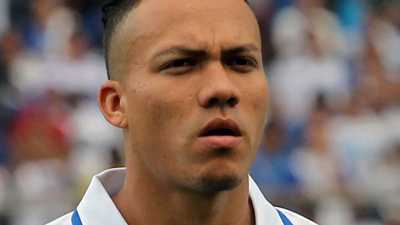 Honduras' Arnold Peralta shot to death outside hometown mall