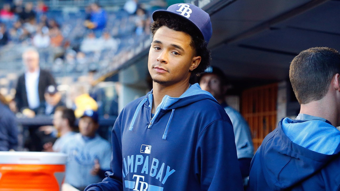 Rays pitcher Archer catches fan's blown kiss, throws it away