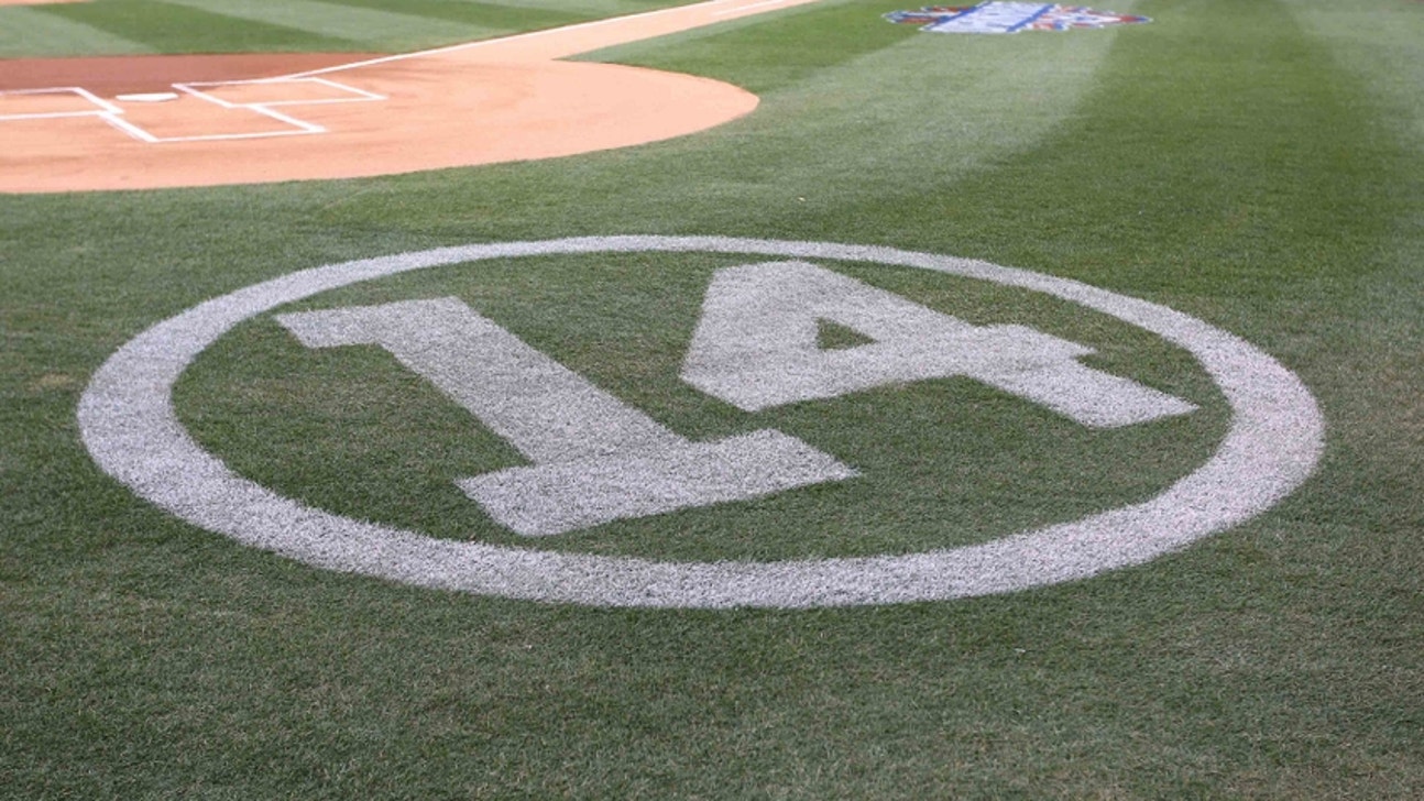 Chicago Cubs History: Ernie Banks Given His Release