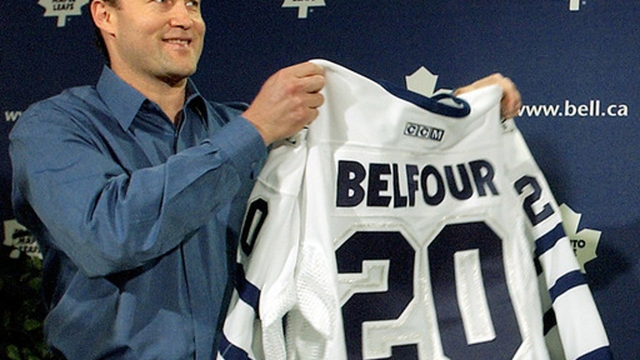 Goalie Ed Belfour's Olympic gold auctioned off for $34,777