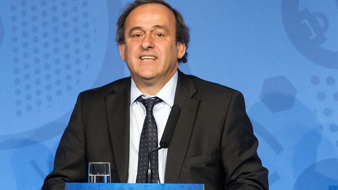 Platini to delay announcement on standing for FIFA presidency