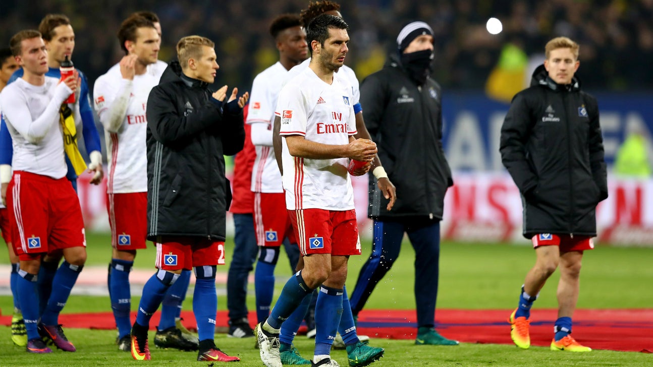 Hamburg fans troll themselves with depressing (yet hilarious) banner