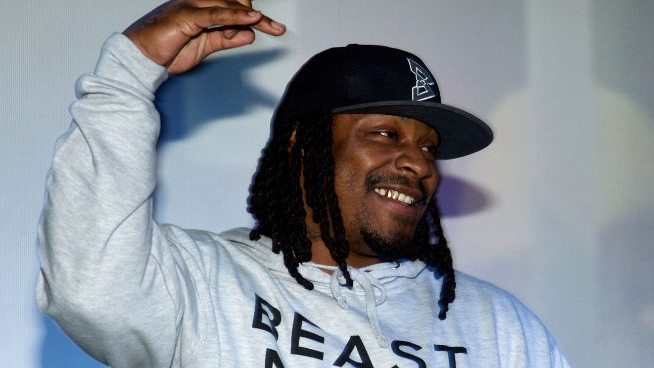 Marshawn Lynch helping fellow Seahawks with 401K plans