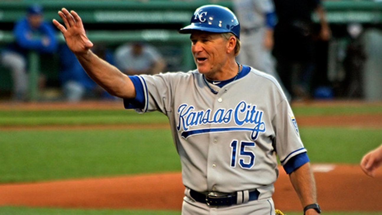 Rejoice, Royals fans: Rusty Kuntz returning as first base coach in 2016