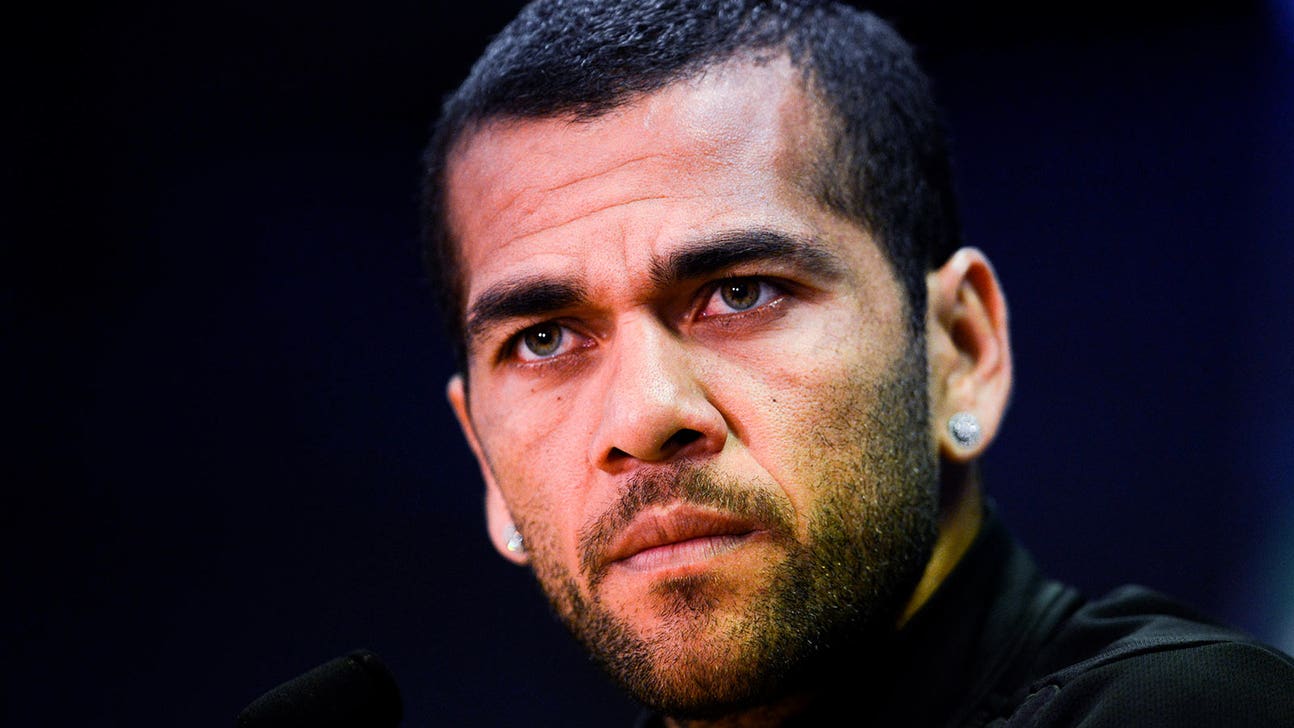 Dani Alves: Banana thrower should receive public humiliation