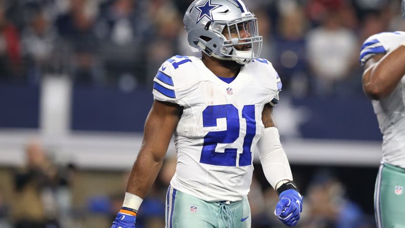 Ezekiel Elliott wears wristband in honor of young cancer patient