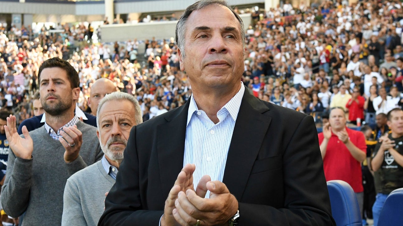 Bruce Arena is the right choice to be USMNT manager and save World Cup campaign
