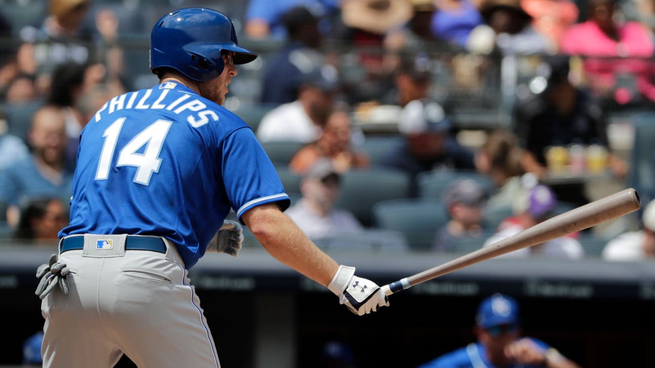Brett Phillips borrows lumber for his Royals debut