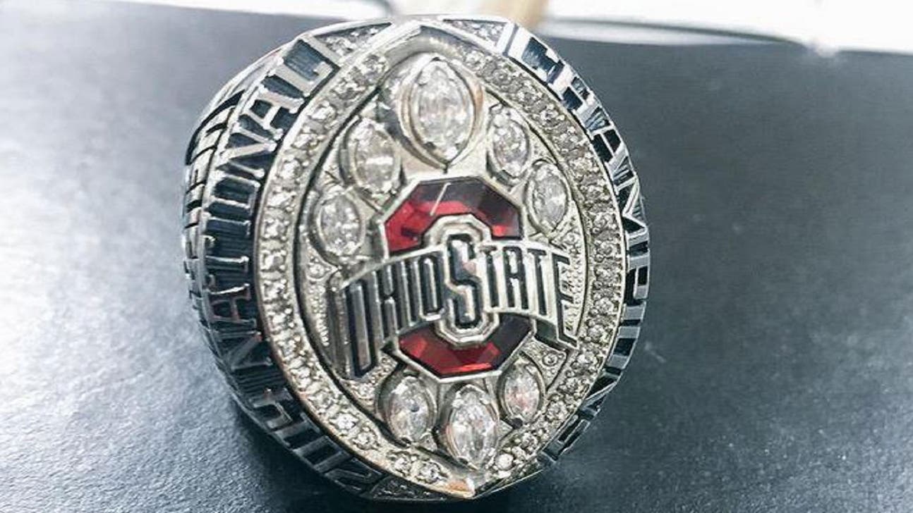 Buckeyes show off Big Ten and national championship rings