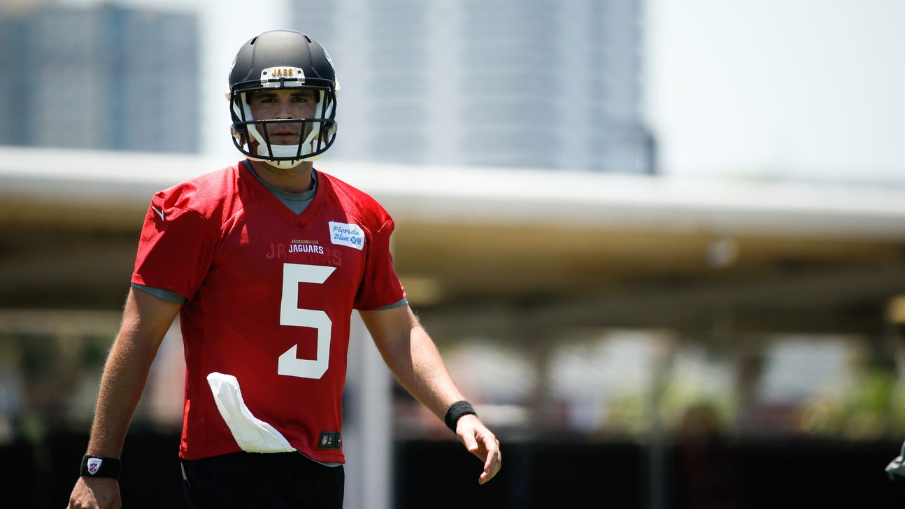 Jags GM: Bortles battled through 'dead arm' last year