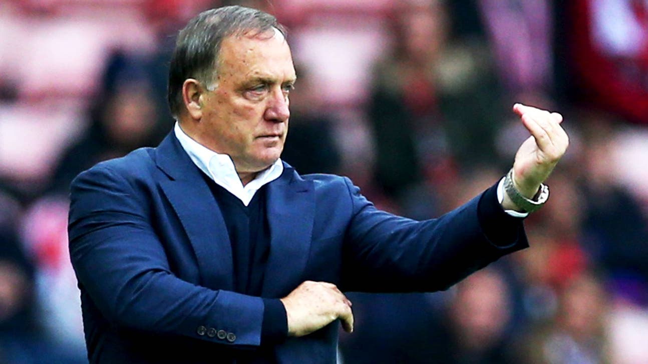 Advocaat leaves Sunderland job following poor start to the season