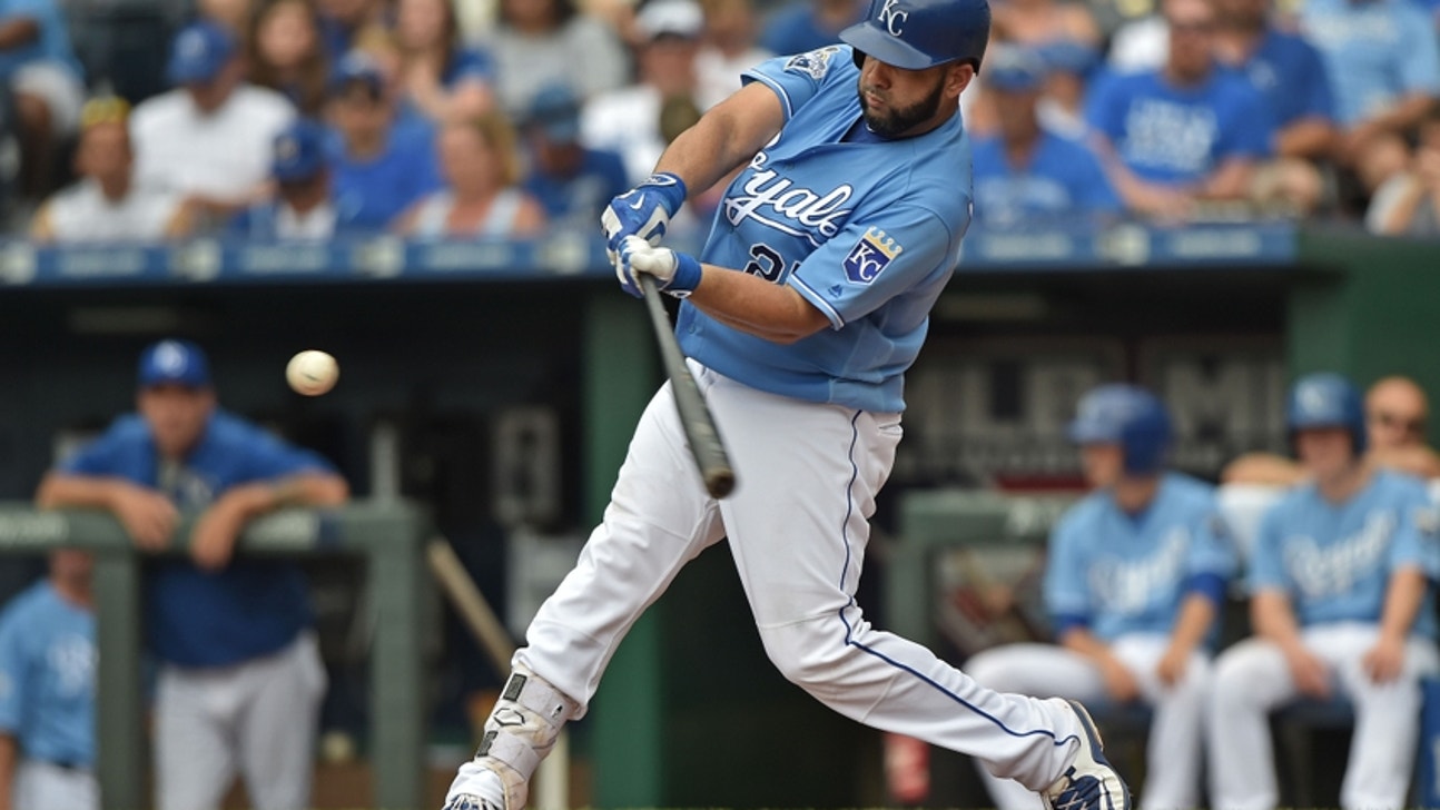 Kansas City Royals: Kendrys Morales First Royal to 30 Homers Since 2000