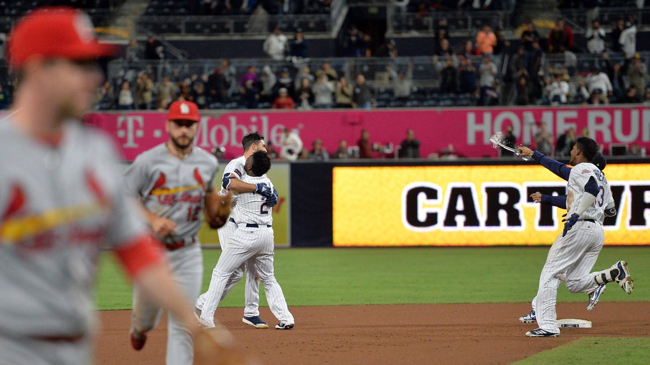 Cardinals' bats stay quiet in 2-1 extra-innings loss to Padres