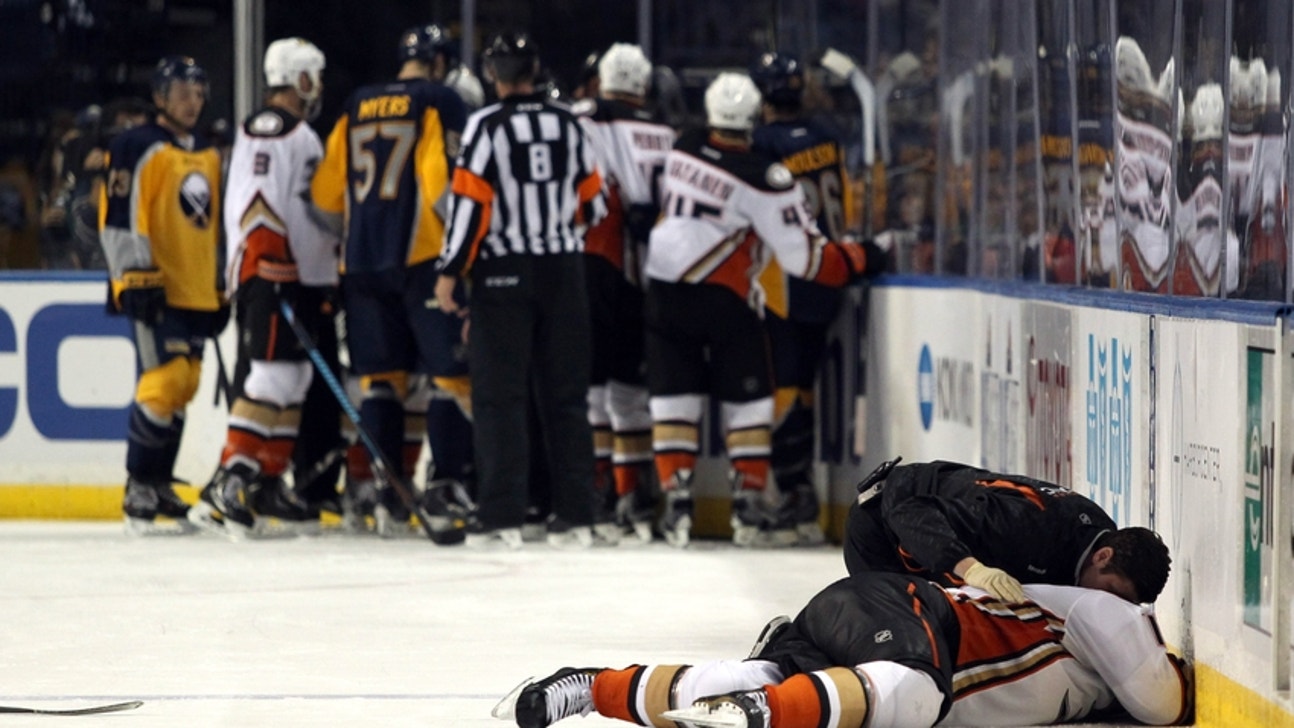 NHL suspends Flyers forward Dale Weise for 3 games without pay