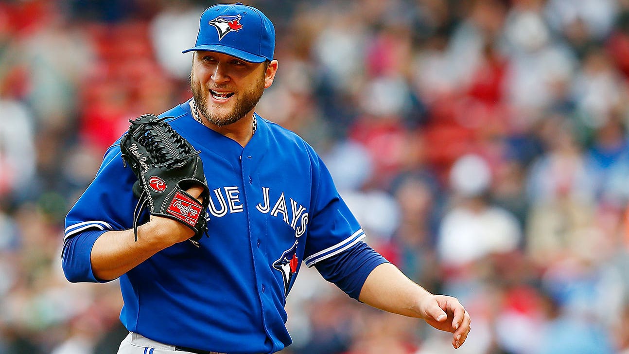 Buehrle, Hawkins give Blue Jays rookies teddy bears to carry around