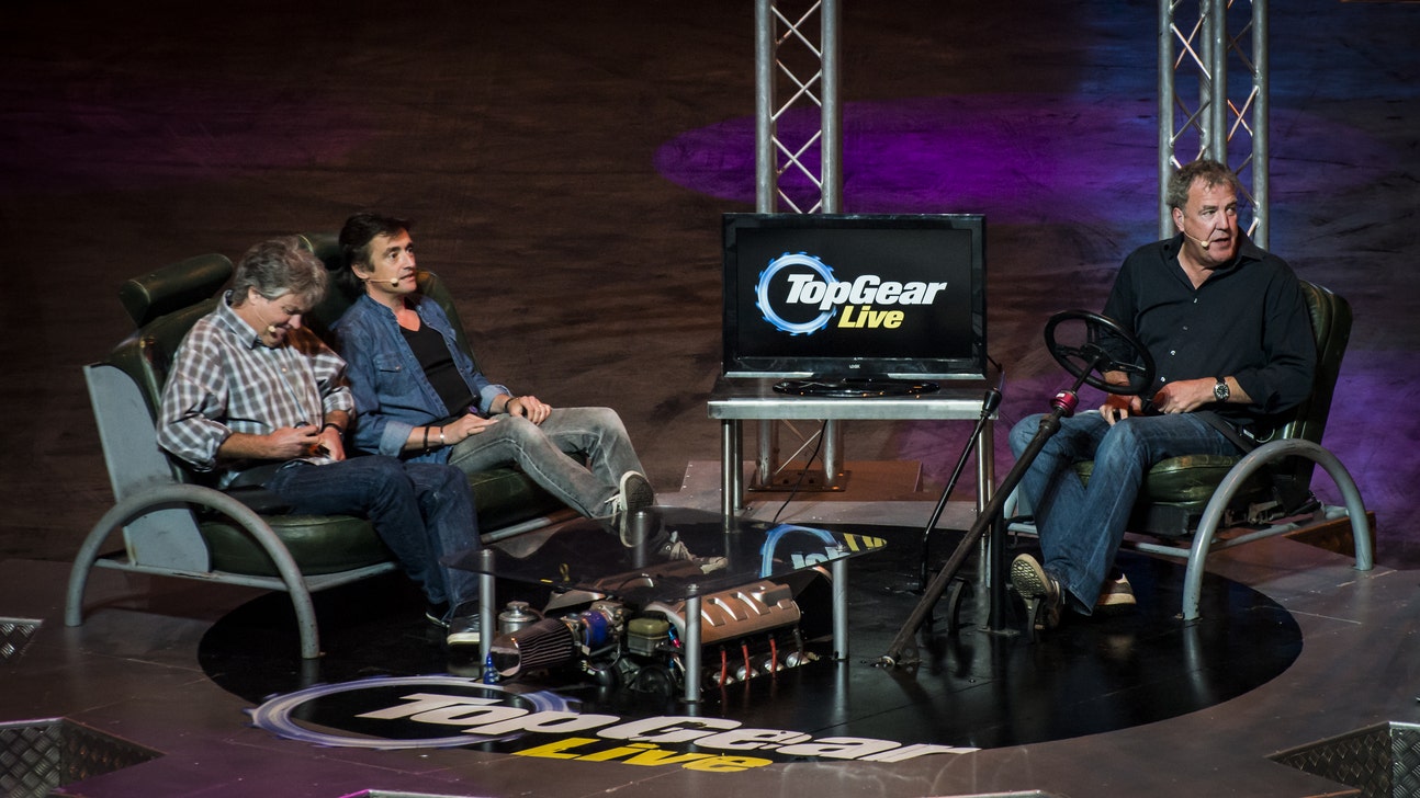 Jeremy Clarkson takes ice bucket challenge ... involuntarily