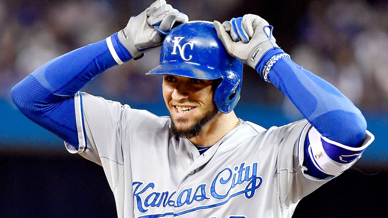 Paulo Orlando has Brazil cheering for Royals in World Series