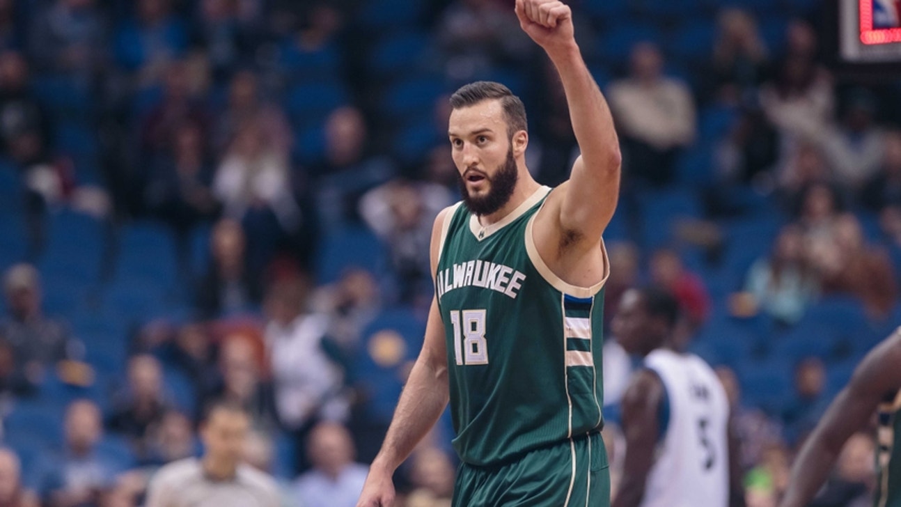 Milwaukee Bucks: Trusting In Miles Plumlee Is Key To Success
