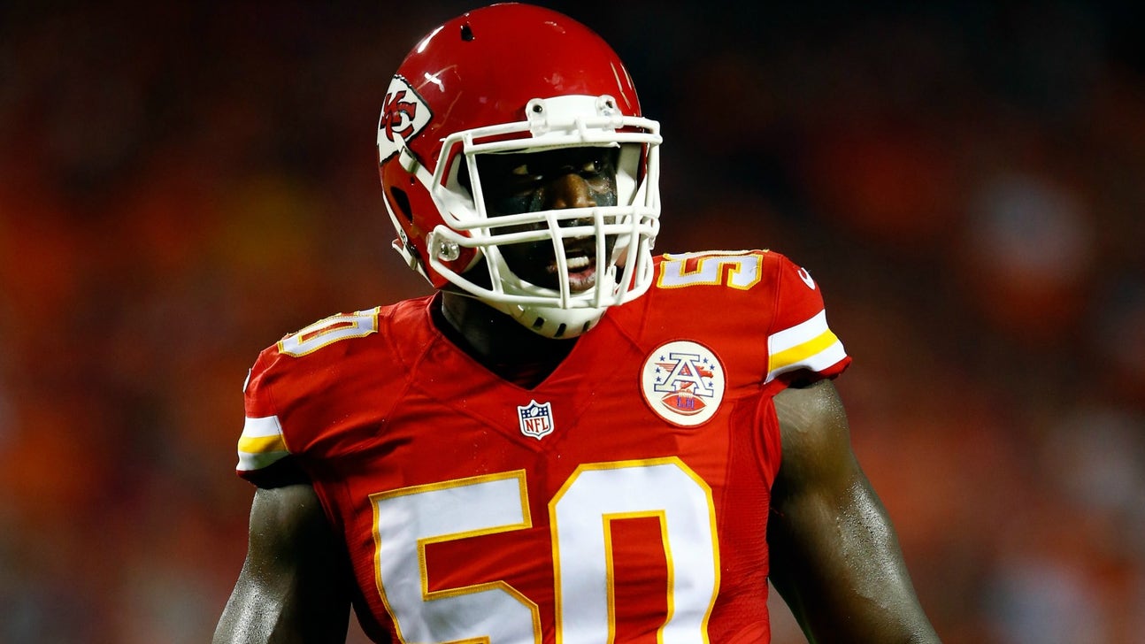 Chiefs pass rusher Justin Houston could miss 2016 season after knee surgery