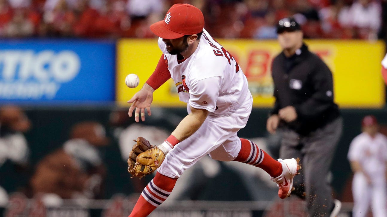 Cards come close, but can't pull out a win over Reds