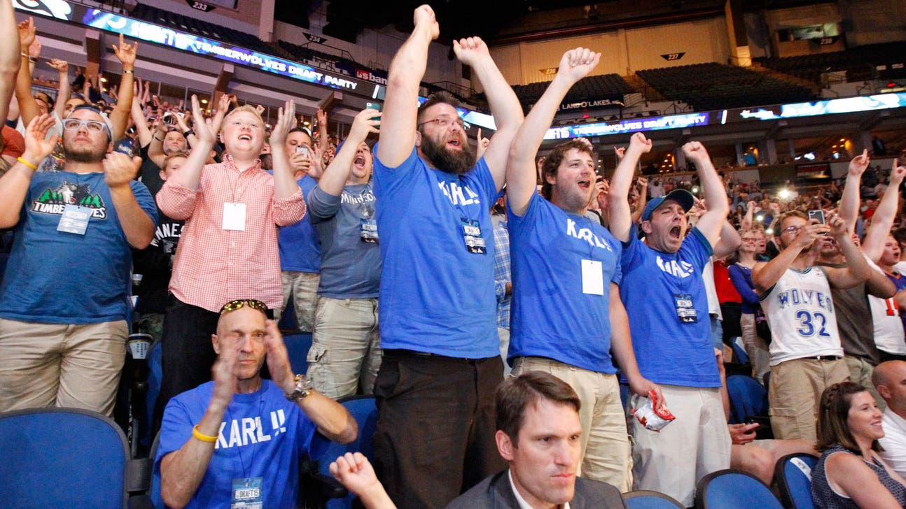 Picks of Towns, Jones energize both Wolves and city