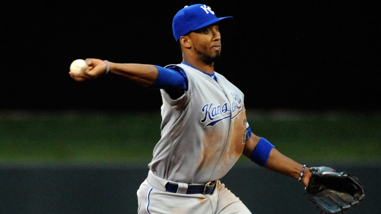 Royals kick off second half with double dip of White Sox