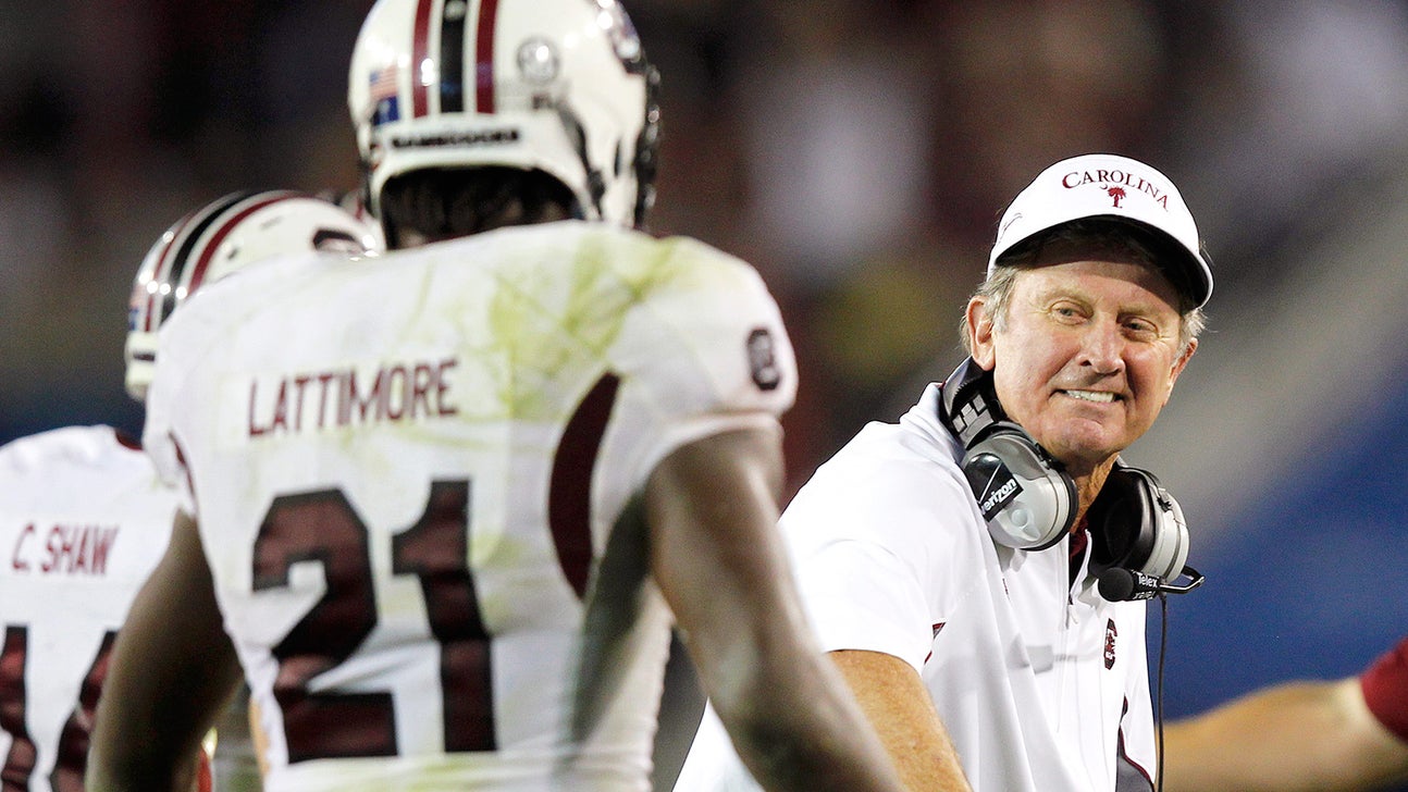 Gamecocks, Tar Heels set future dates for Charlotte rivalry