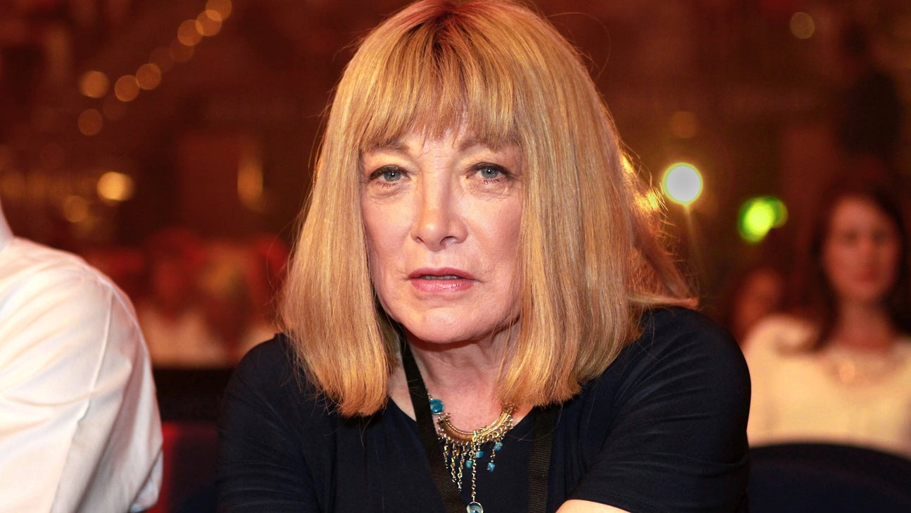 Lennox Lewis' former promoter returns to sport after sex change