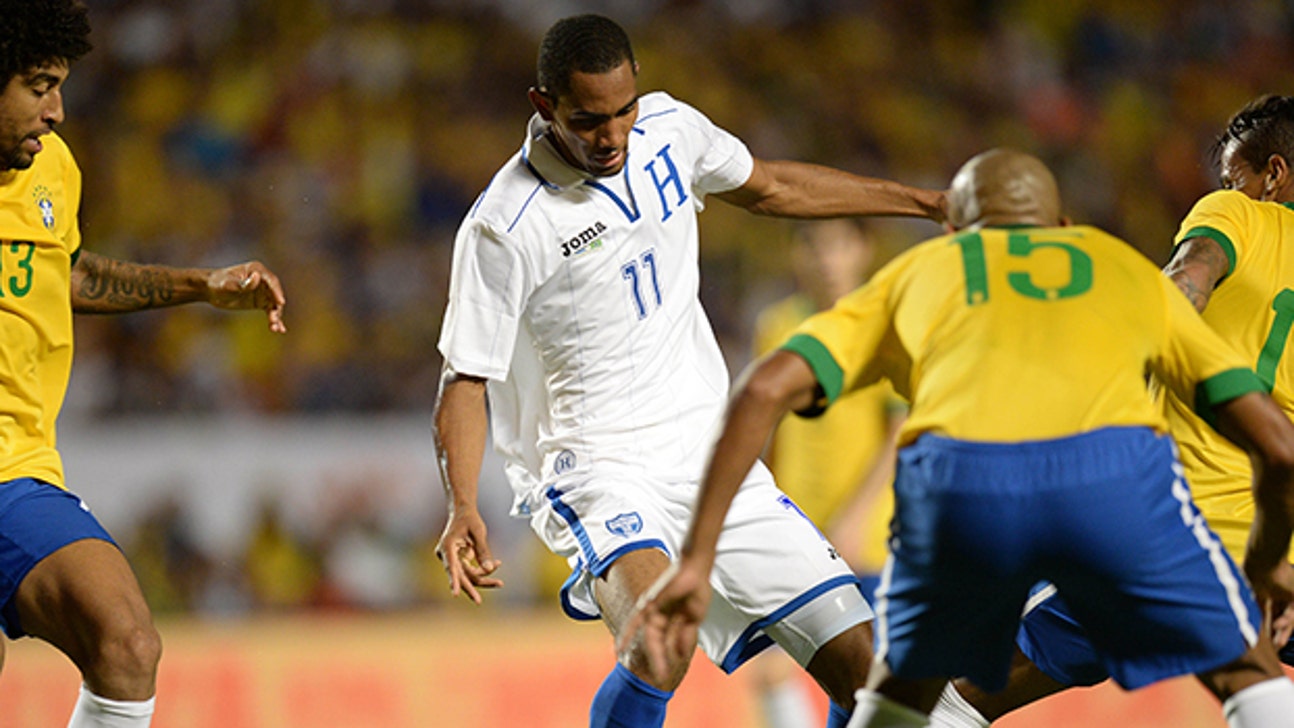 Jerry Bengtson searches for his rhythm with New England Revolution to aid Honduras' World Cup quest