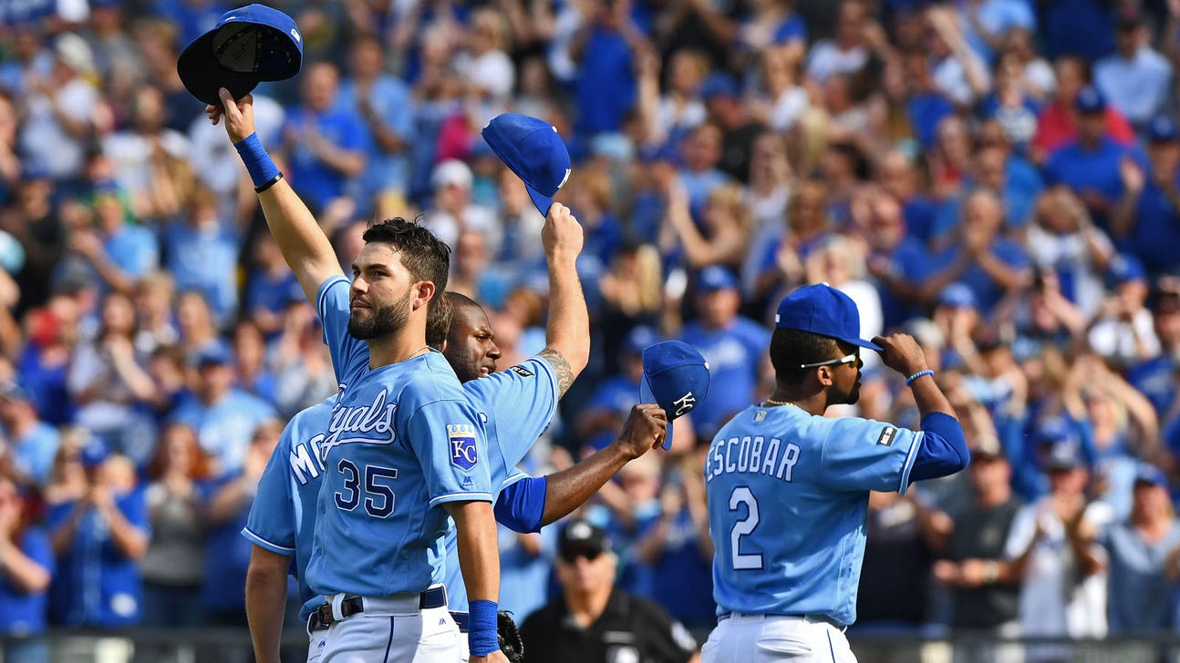 Royals fall 14-2 to Diamondbacks in emotional 2017 finale