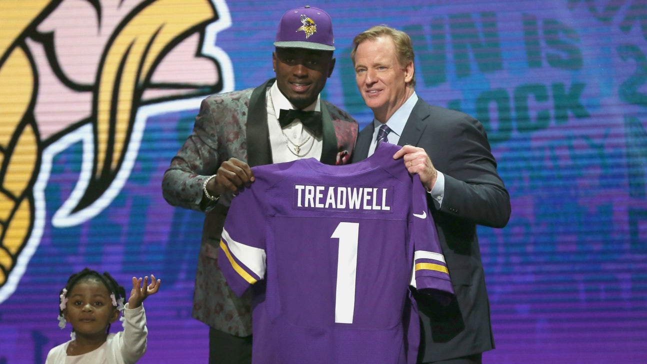 How do NFL rookies get personalized draft night jerseys so fast?