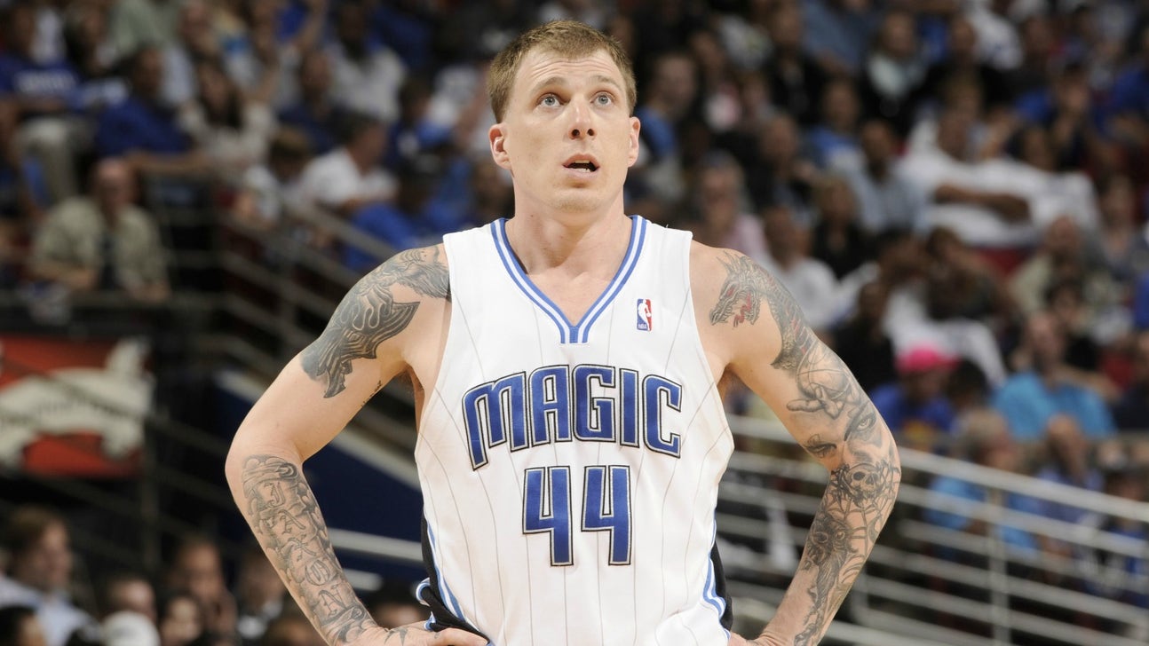 Jason Williams rips Charles Barkley over criticism of Kevin Durant