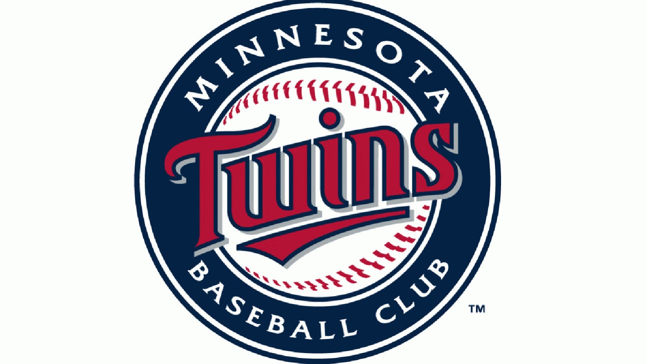Twins pitching coach Allen suspended after DWI charge