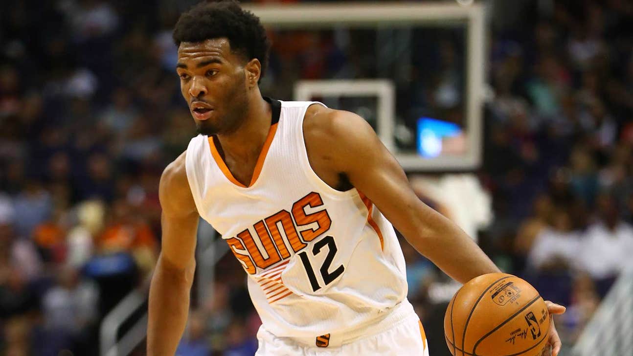 Suns reward T.J. Warren with multi-year contract extension