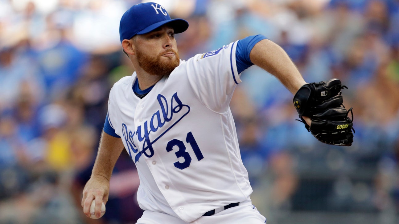 Kennedy dominates, offense rakes in Royals 10-0 win over Twins