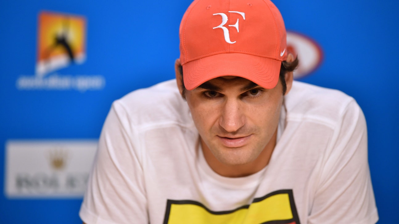 Roger Federer announces return to tennis via emoji