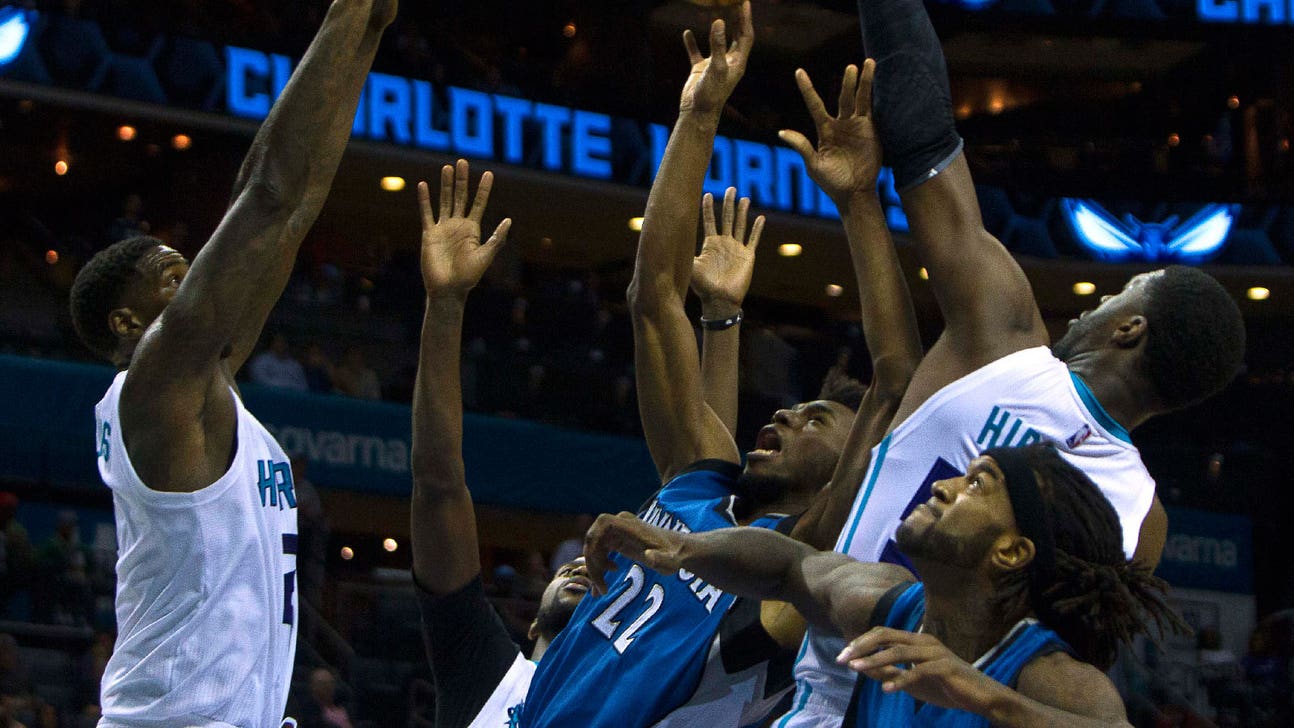 LaVine scores 30, but Timberwolves fall to Hornets in preseason game