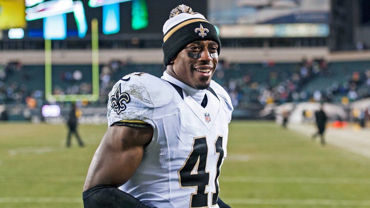 Roman Harper is returning to the Saints after two years with the Panthers