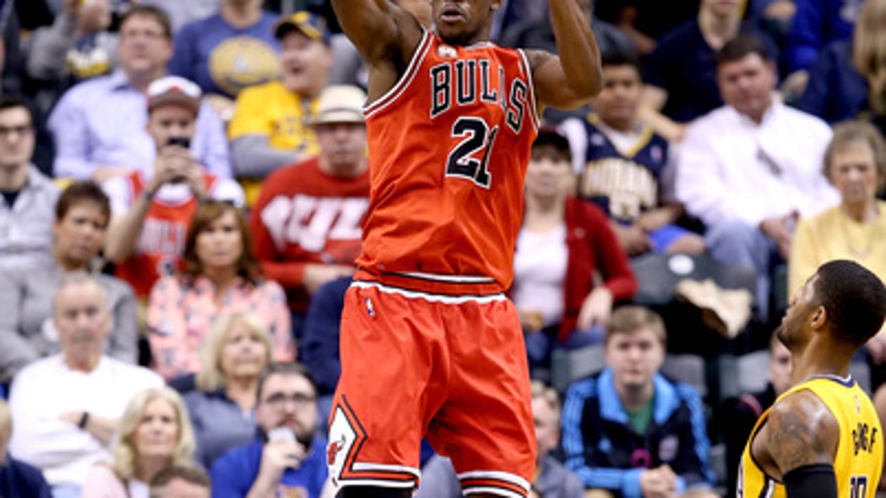 Butler's game-winner at Indiana keeps Bulls' playoff hopes alive