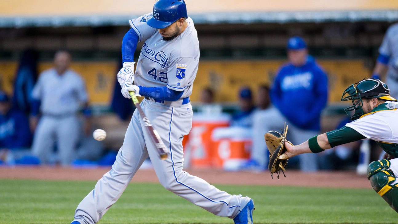 Royals make it four straight W's with 4-2 victory over A's