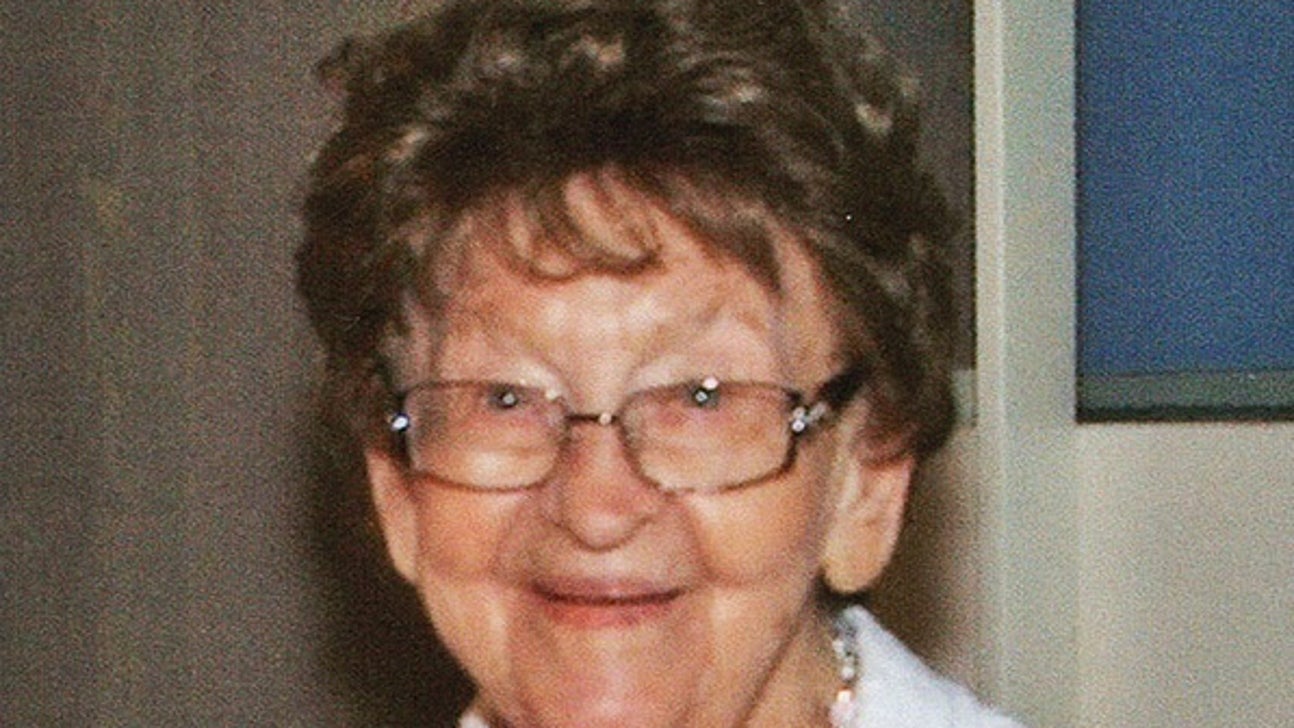 Mariners fan to throw out first pitch on 108th birthday, break MLB record